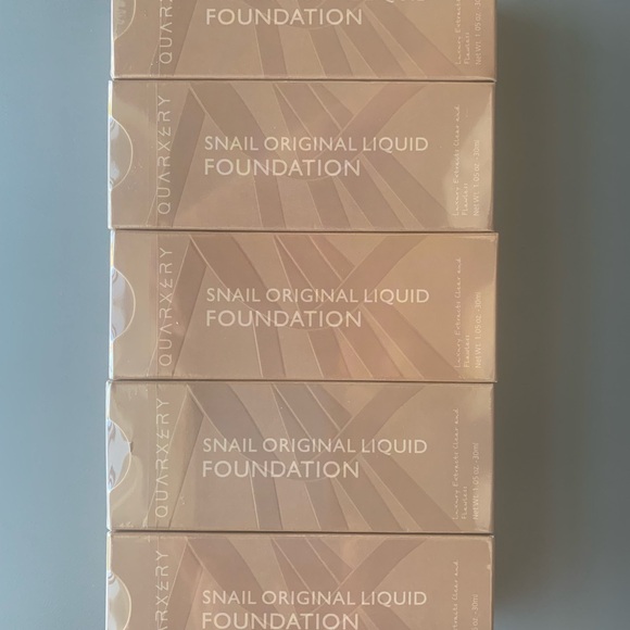 5 x Snail Liquid Moisturizing Holding Foundation Walnut 201MD NWT - Picture 3 of 8